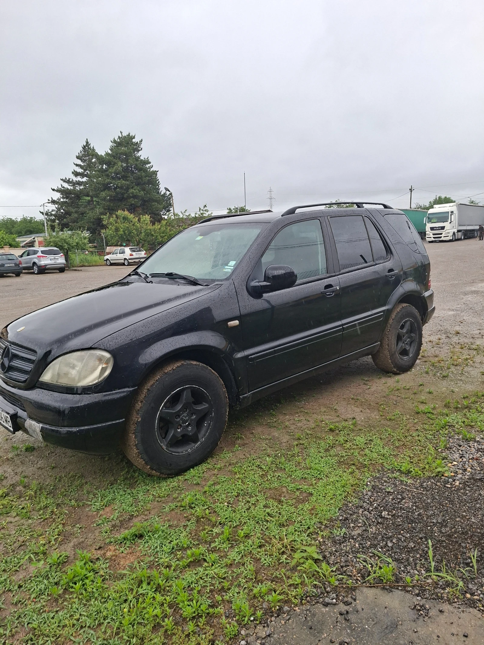 Mercedes-Benz ML 270, снимка 2 - Автомобили и джипове - 54878963