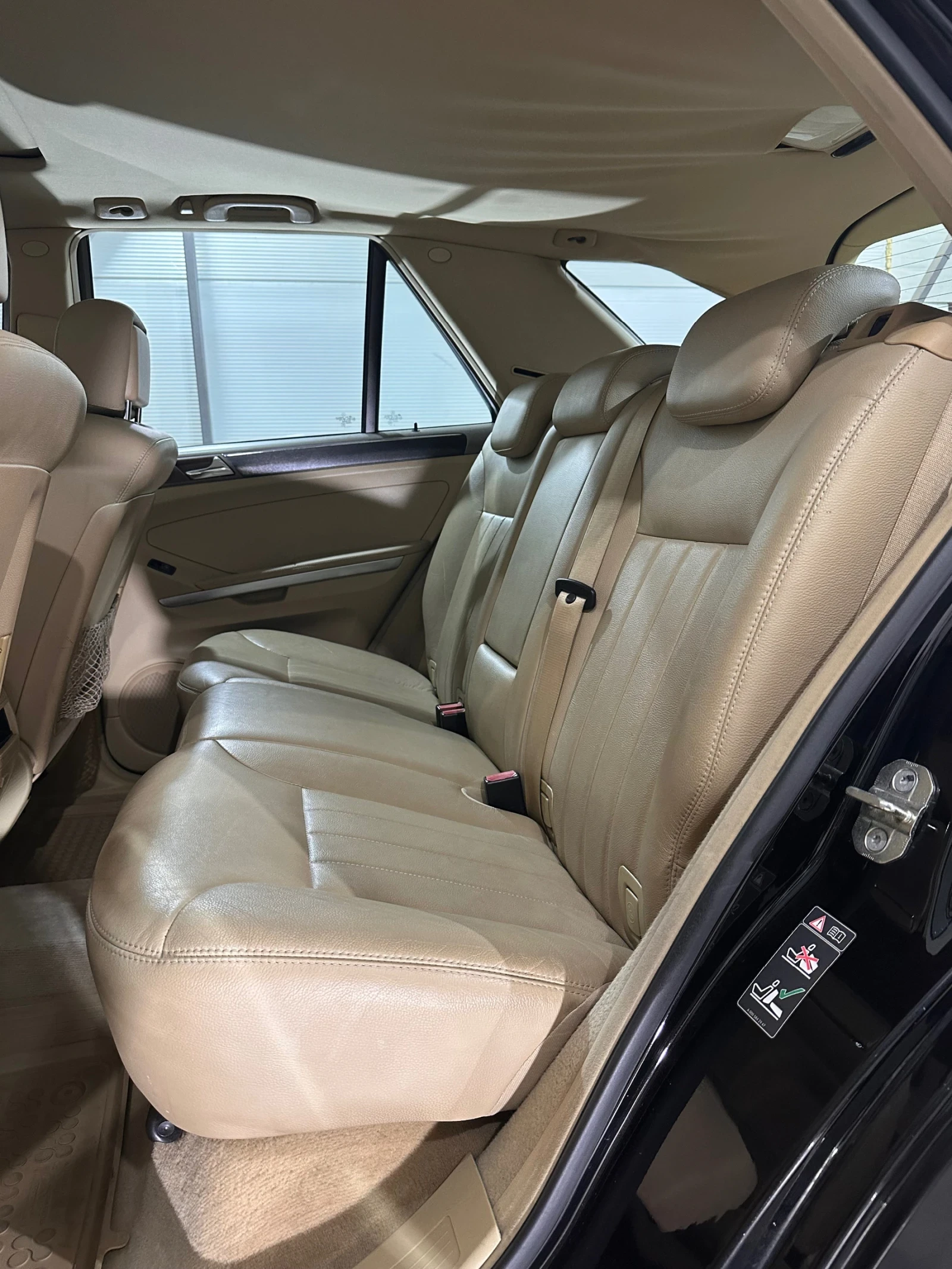 Mercedes-Benz ML 320 4matic, снимка 12 - Автомобили и джипове - 55013742