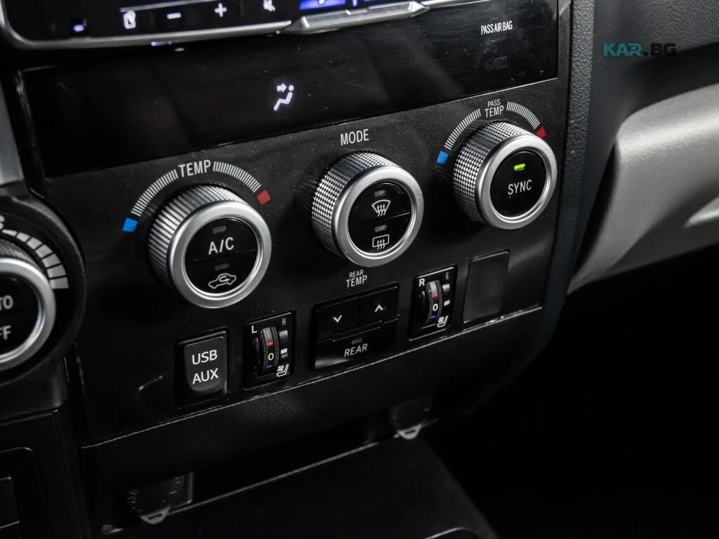 Toyota Sequoia PLATINUM* 4WD* JBL* PANO* �������* ���������* TV*  | Mobile.bg � ����������� 16