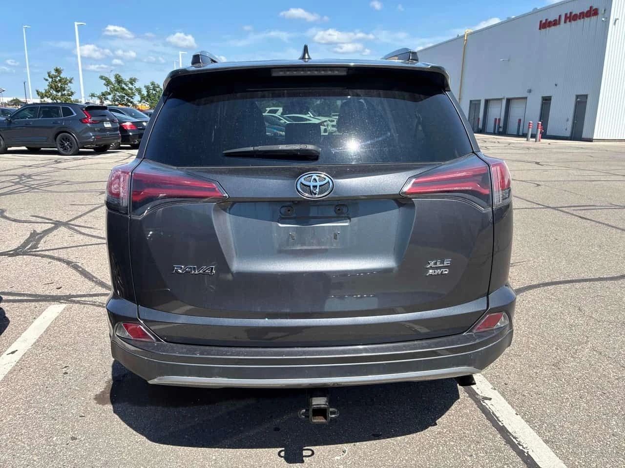 Toyota Rav4 * XLE * АВТОКРЕДИТ БЕЗ ПЪРВОНАЧАЛНА ВНОСКА* , снимка 4 - Автомобили и джипове - 55476829