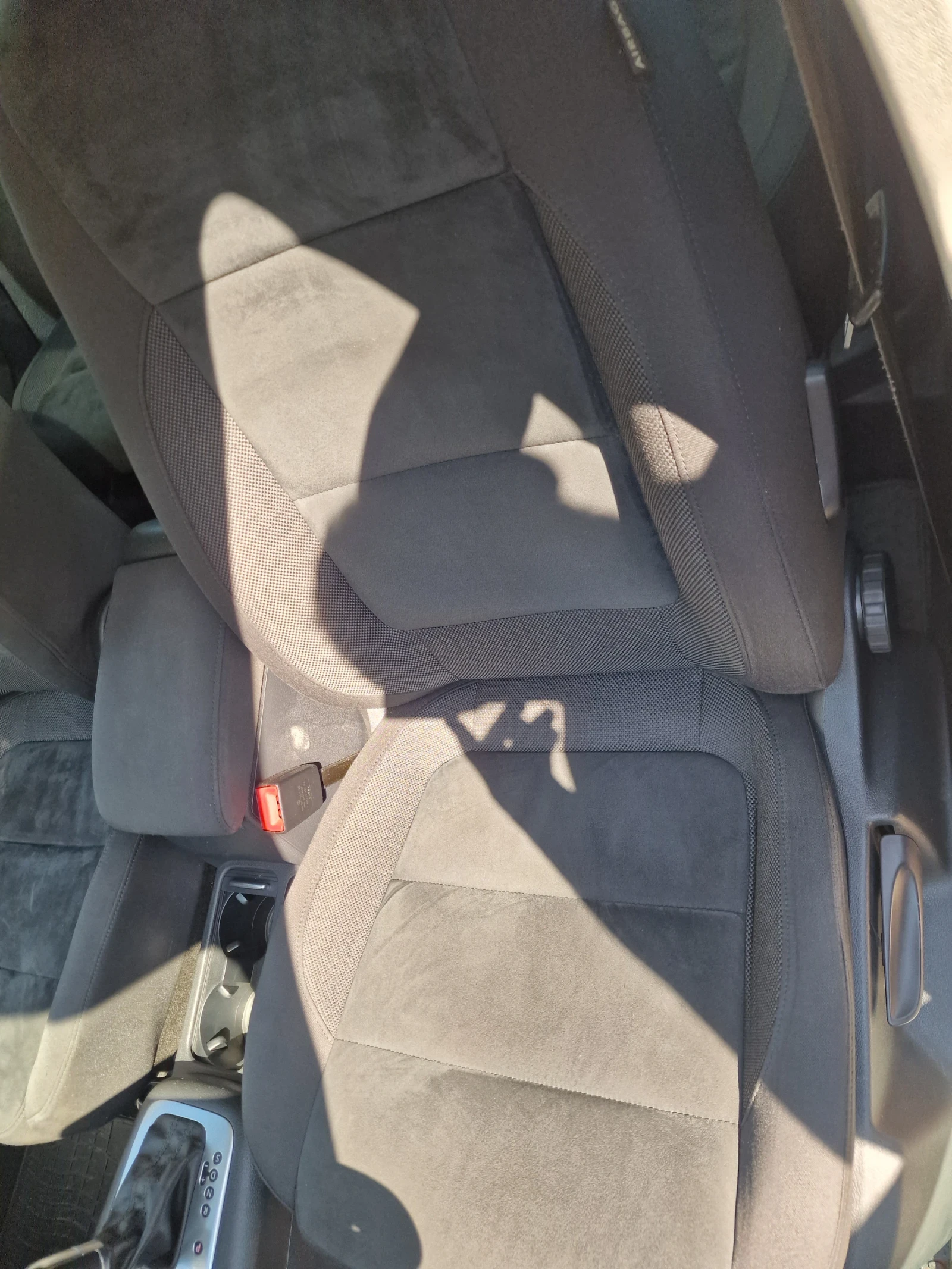 VW Tiguan 2.0 л  4?4 автомат, снимка 16 - Автомобили и джипове - 55541915