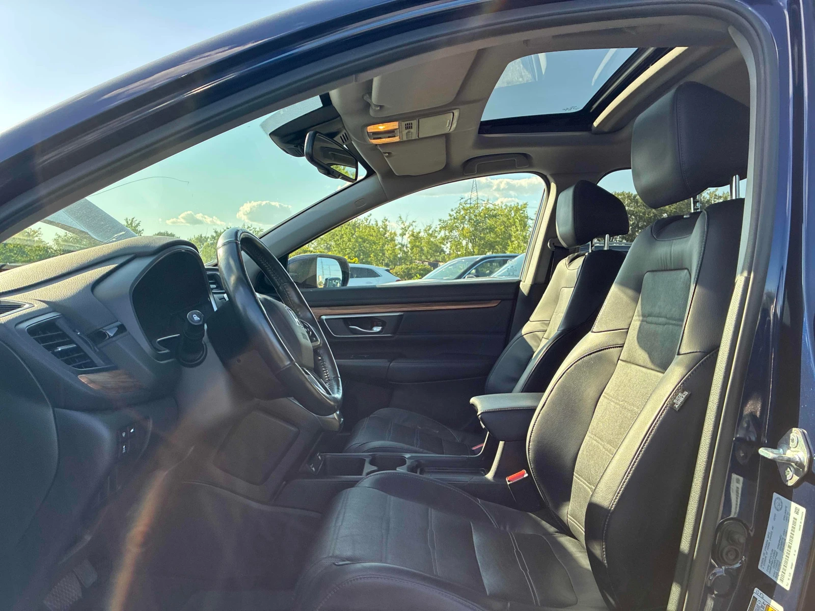 Honda Cr-v * EX L * АВТОКРЕДИТ * ГЛАВНО ПРЕДСТАВИТЕЛСТВО, снимка 7 - Автомобили и джипове - 55802383
