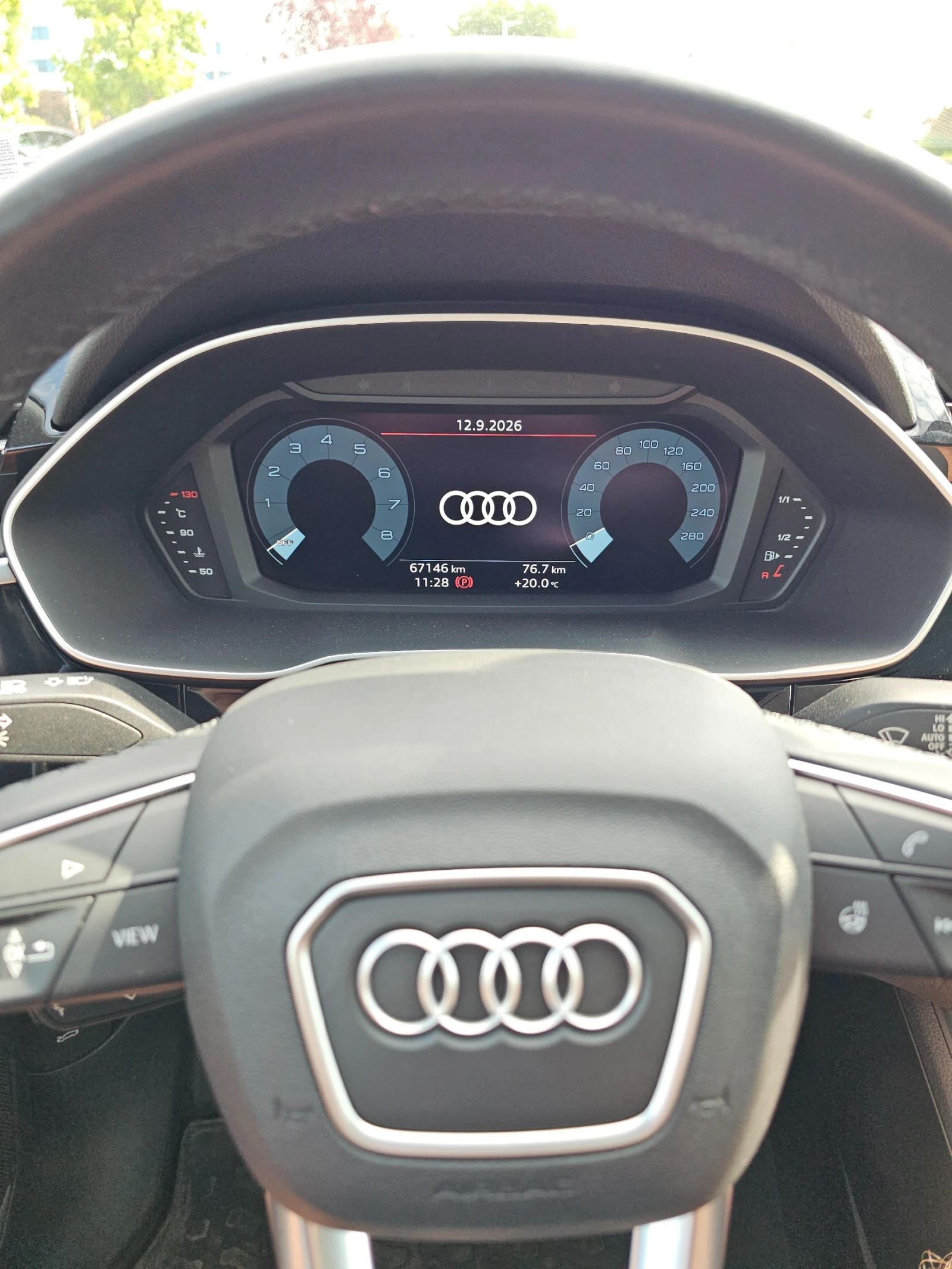 Audi Q3 Premium 40 TFSI, снимка 16 - Автомобили и джипове - 56139744