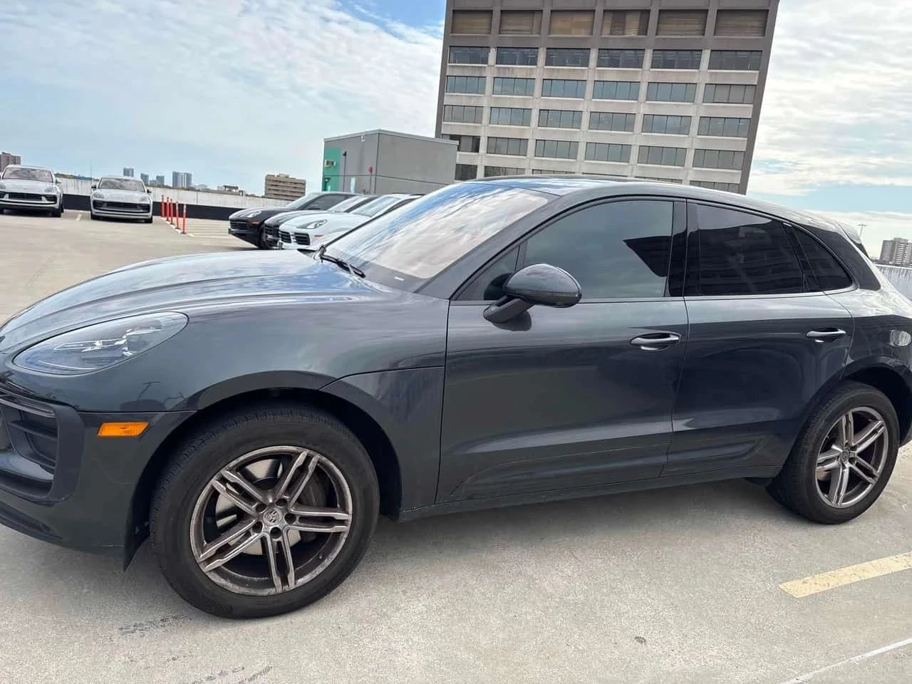 Porsche Macan, снимка 2 - Автомобили и джипове - 56724568