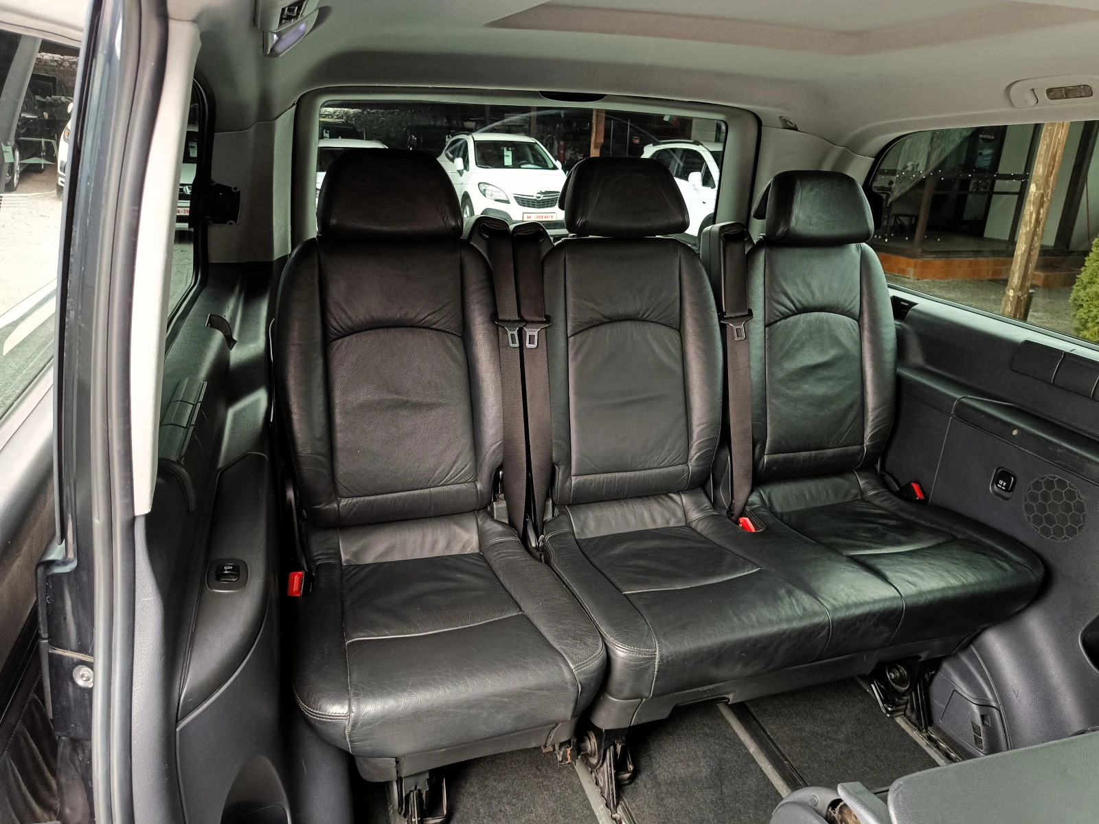 Mercedes-Benz Viano 3.0 CDi* LONG* 7+ 1* Ambiente* ���������* Luxury*  | Mobile.bg � ����������� 16