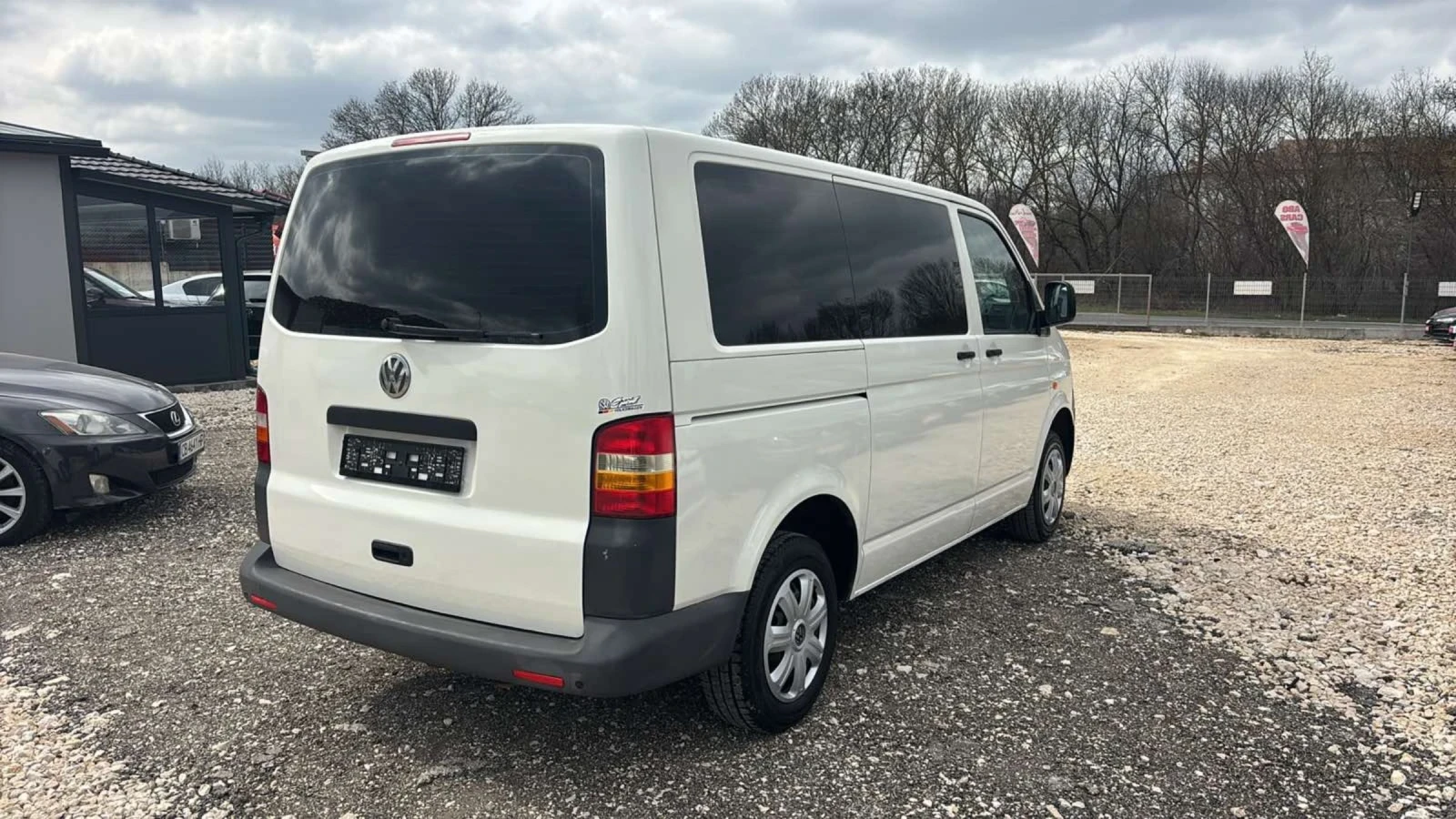 VW T5 1.9tdi klima, снимка 6 - Бусове и автобуси - 53983328