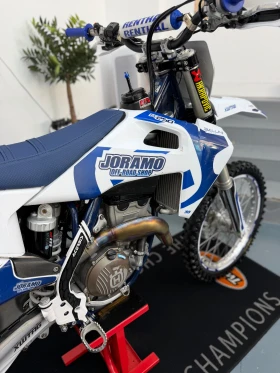 Husqvarna FC 250 2022г /95 часа /2 режима/Тракшън/Лънч/Стартер , снимка 3
