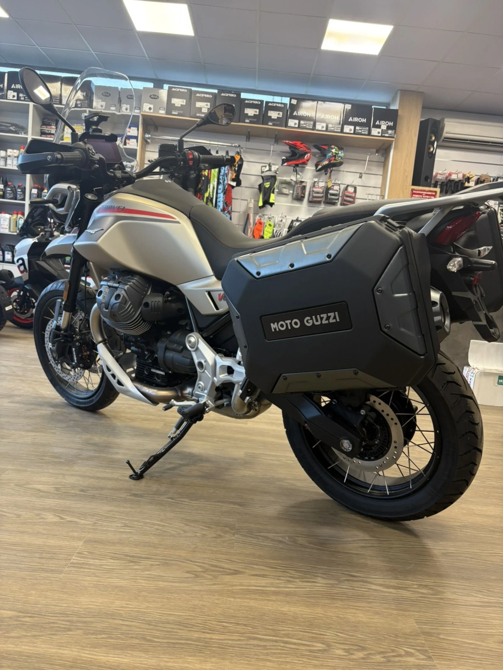 Moto Guzzi V V85TT Travel E5    нов - изображение 3