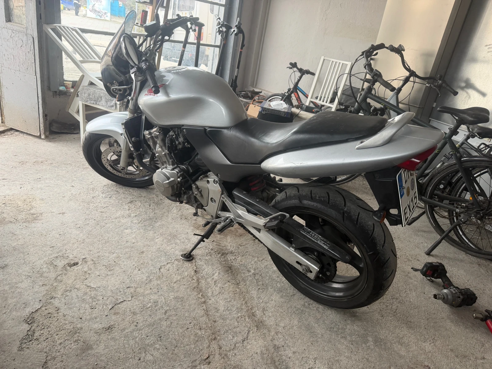 Honda Hornet 35KW A2, снимка 2 - Мотоциклети и мототехника - 54068077