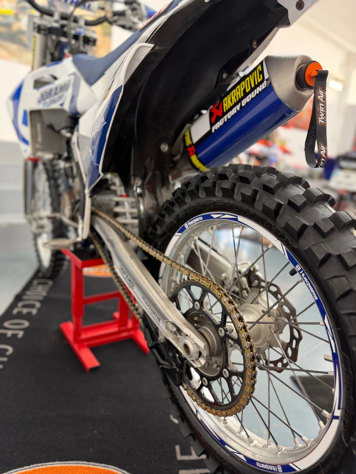 Husqvarna FC 250 2022г /95 часа /2 режима/Тракшън/Лънч/Стартер , снимка 9 - Мотоциклети и мототехника - 54759523