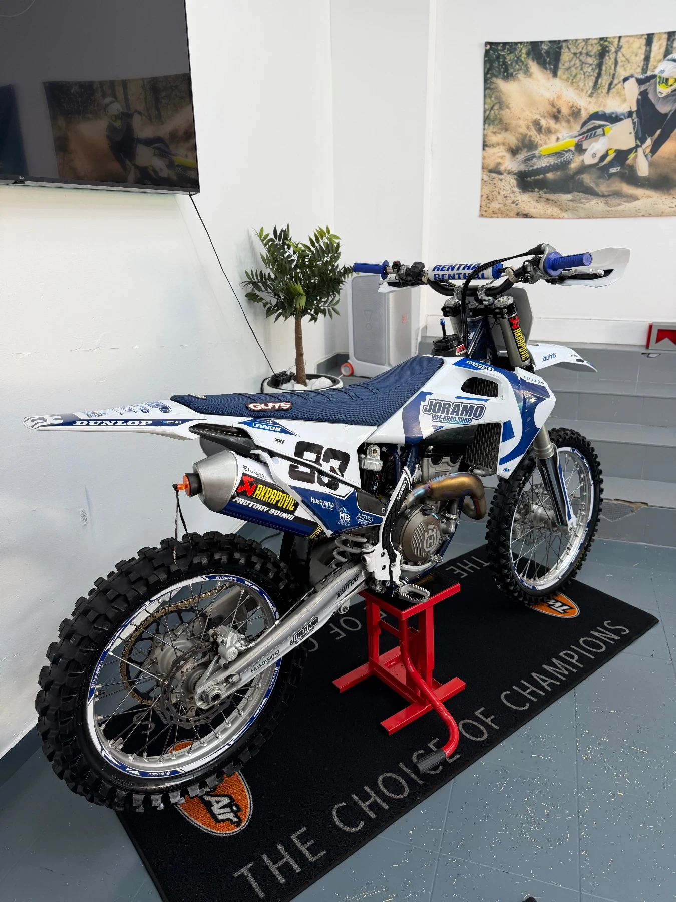 Husqvarna FC 250 2022г /95 часа /2 режима/Тракшън/Лънч/Стартер , снимка 2 - Мотоциклети и мототехника - 54759523