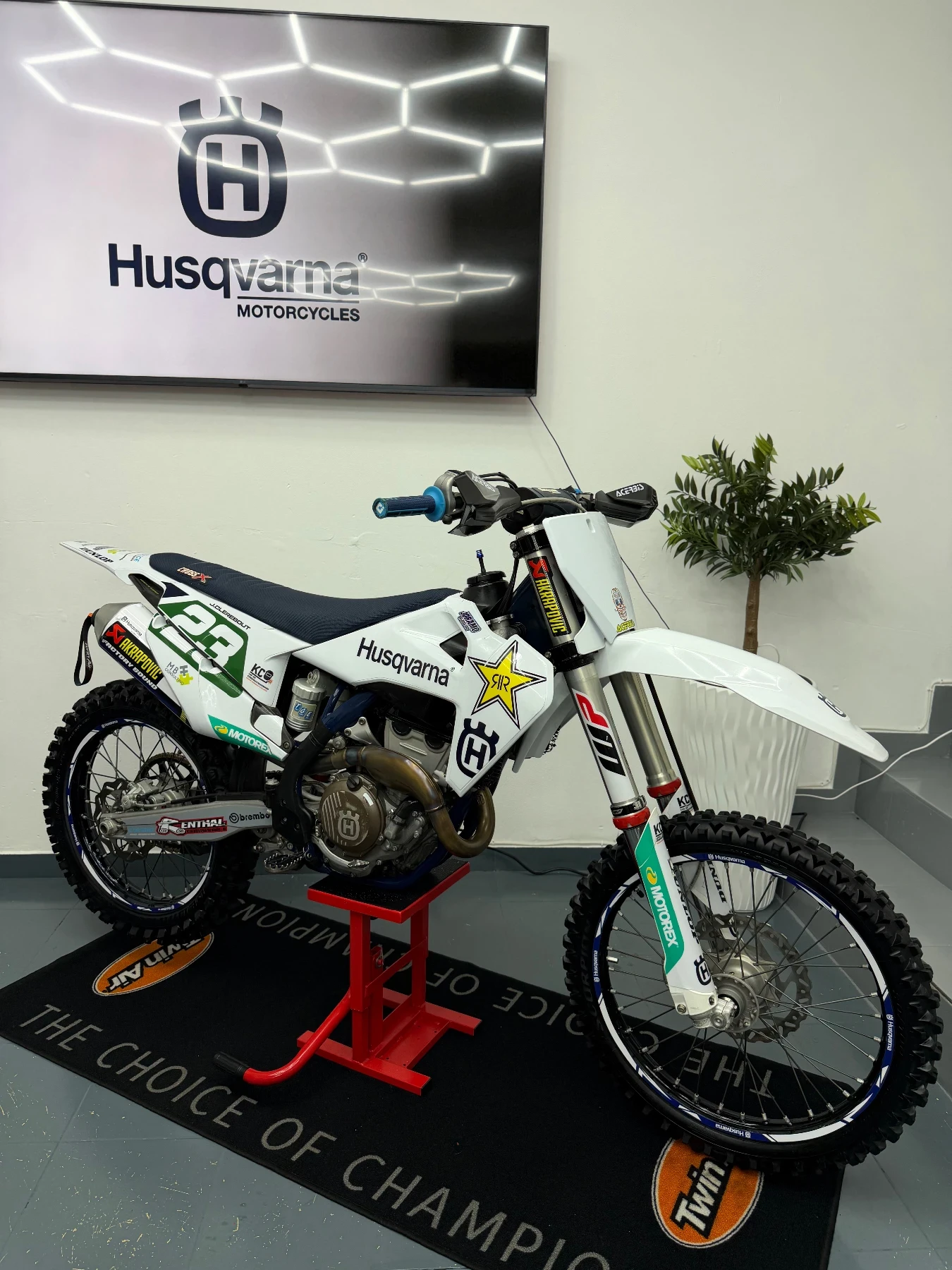 Husqvarna FC 250 2022г /2 режима /Тракшън /Лънч /Стартер 