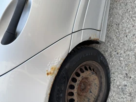 Mercedes-Benz C 200, снимка 15