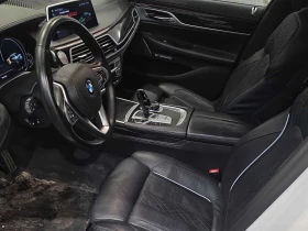 BMW 750 * xDrive Sedan * CARFAX * ЦЕНА ДО БГ, снимка 15