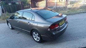 Honda Civic 1.8 топ състояние докаран на ход , снимка 14