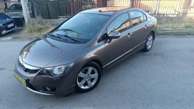 Honda Civic 1.8 топ състояние докаран на ход , снимка 4