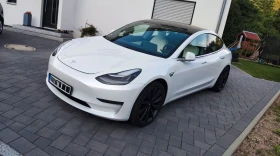     Tesla Model 3 Performance 