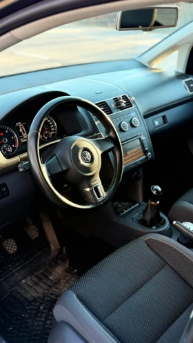 VW Touran 1.6TDI 105кс, снимка 5