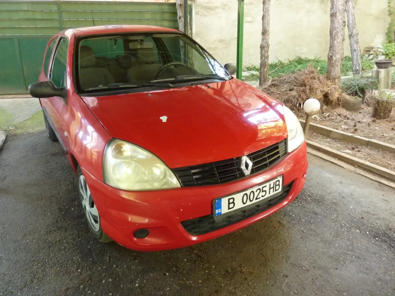 Renault Clio, снимка 1 - Автомобили и джипове - 48205102