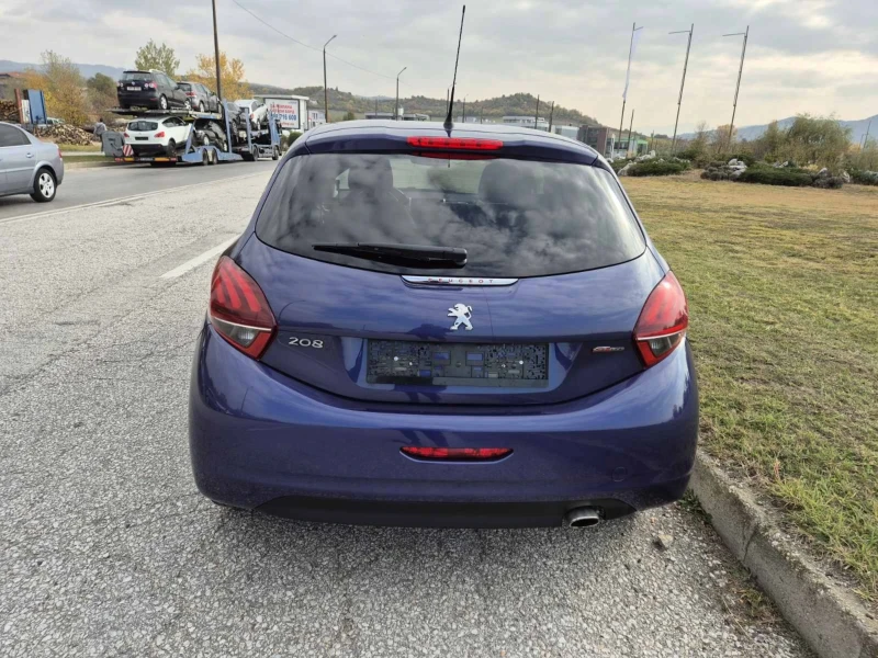 Peugeot 208 1.6 BlueHDI  GT line 120hp, снимка 4 - Автомобили и джипове - 47779471