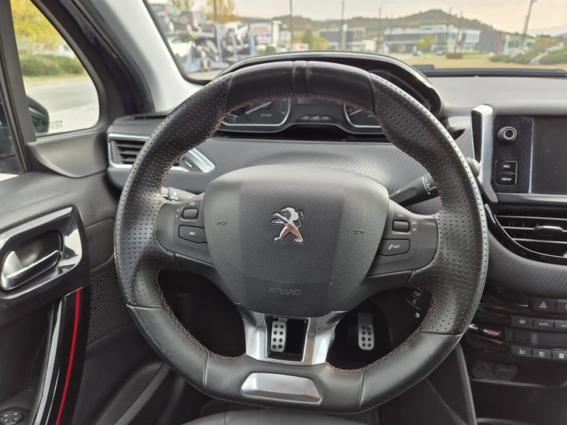 Peugeot 208 1.6 BlueHDI  GT line 120hp, снимка 15 - Автомобили и джипове - 47779471