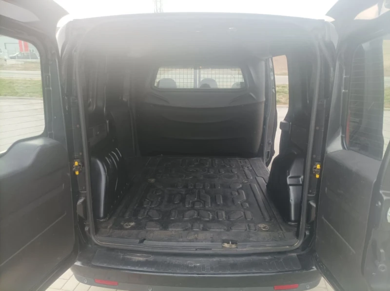 Fiat Doblo 1.6D автоматик, снимка 8 - Автомобили и джипове - 48505129