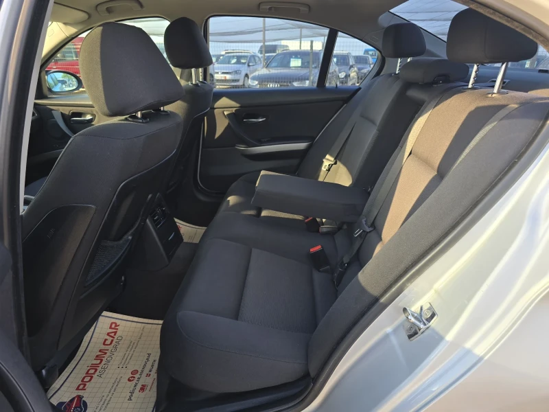 BMW 320 2.0i/M-PACK, снимка 8 - Автомобили и джипове - 51171629