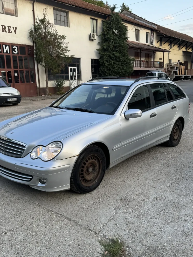 Mercedes-Benz C 200, снимка 3 - Автомобили и джипове - 51887000