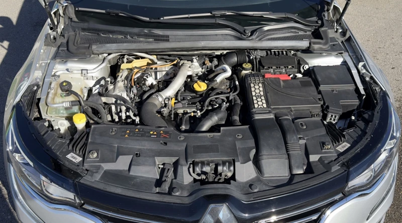 Renault Talisman INITIALE 1.6TCe 200кс. 4CONTROL Head-up Distronic, снимка 17 - Автомобили и джипове - 52261208