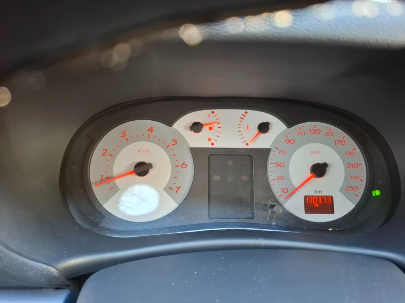 Renault Symbol, снимка 4 - Автомобили и джипове - 52516264