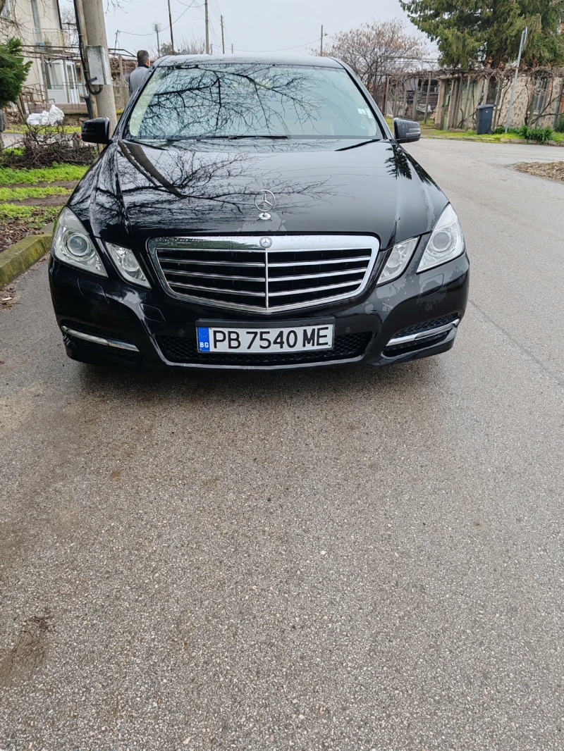 Mercedes-Benz E 220 2.2, снимка 9 - Автомобили и джипове - 53220054