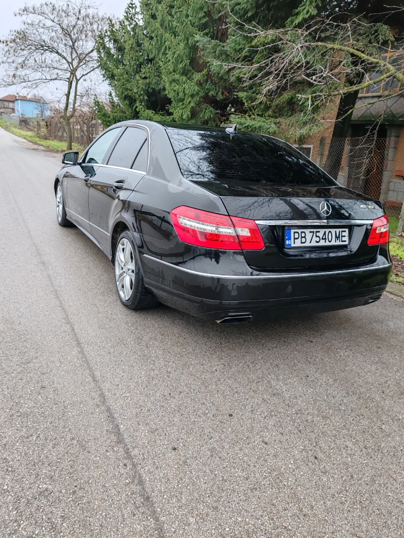 Mercedes-Benz E 220 2.2, снимка 8 - Автомобили и джипове - 53220054