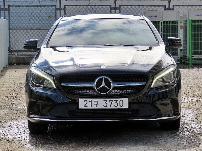 Mercedes-Benz CLA 4Matic