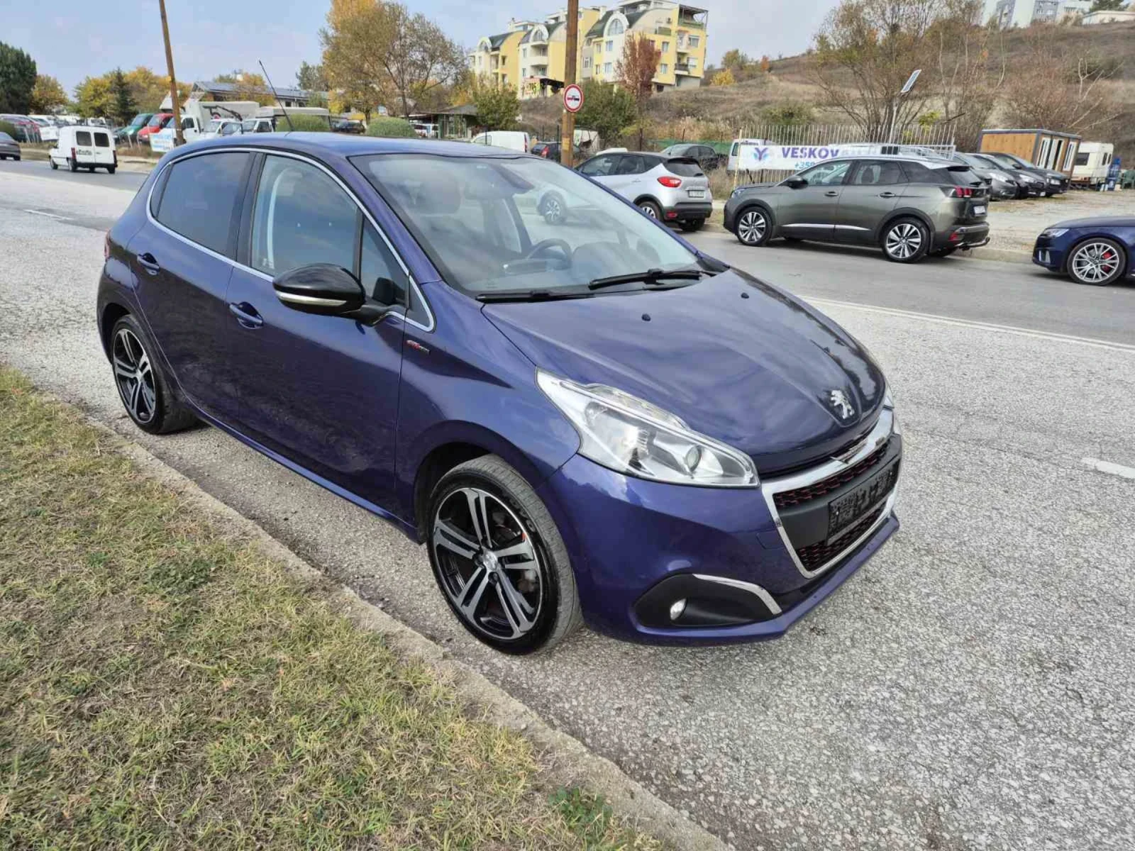 Peugeot 208 1.6 BlueHDI  GT line 120hp - изображение 3