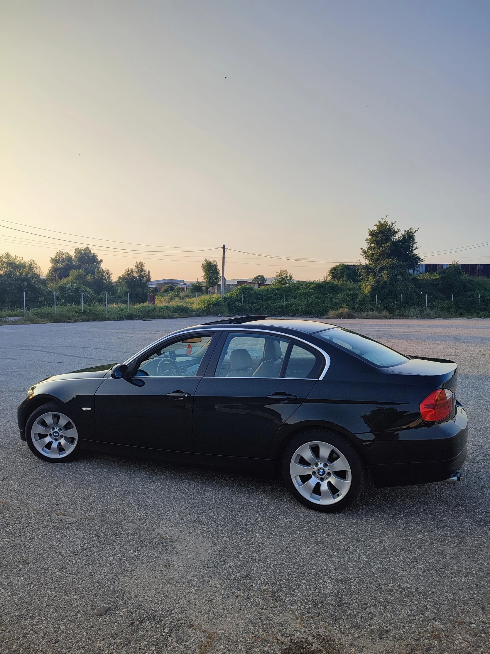 BMW 325 XI 4x4 - изображение 4