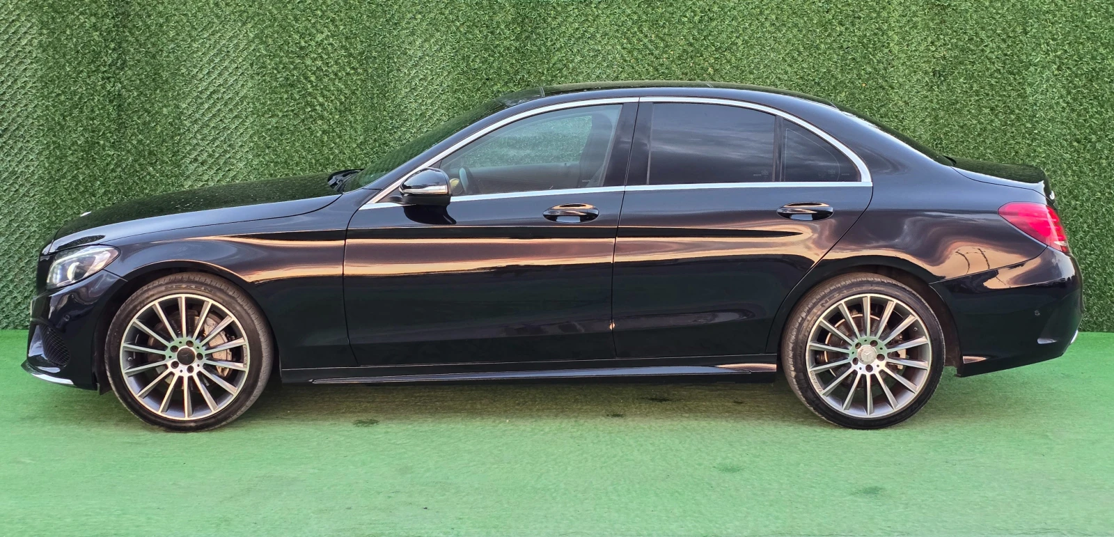Mercedes-Benz C 220 220Bluetec* AMG LINE* BURMESTER* HEAD UP* PANORAMA - изображение 6
