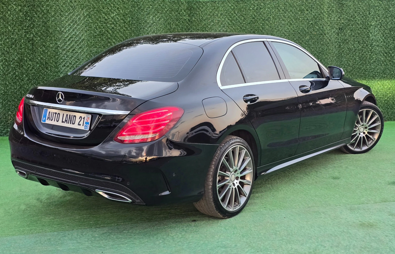 Mercedes-Benz C 220 220Bluetec* AMG LINE* BURMESTER* HEAD UP* PANORAMA - изображение 5