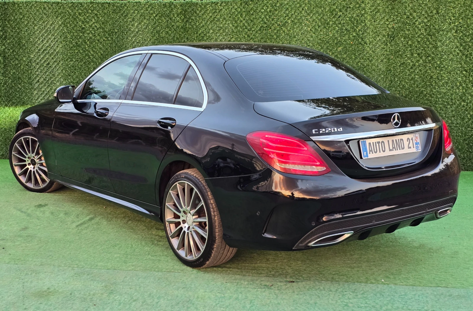 Mercedes-Benz C 220 220Bluetec* AMG LINE* BURMESTER* HEAD UP* PANORAMA - изображение 7