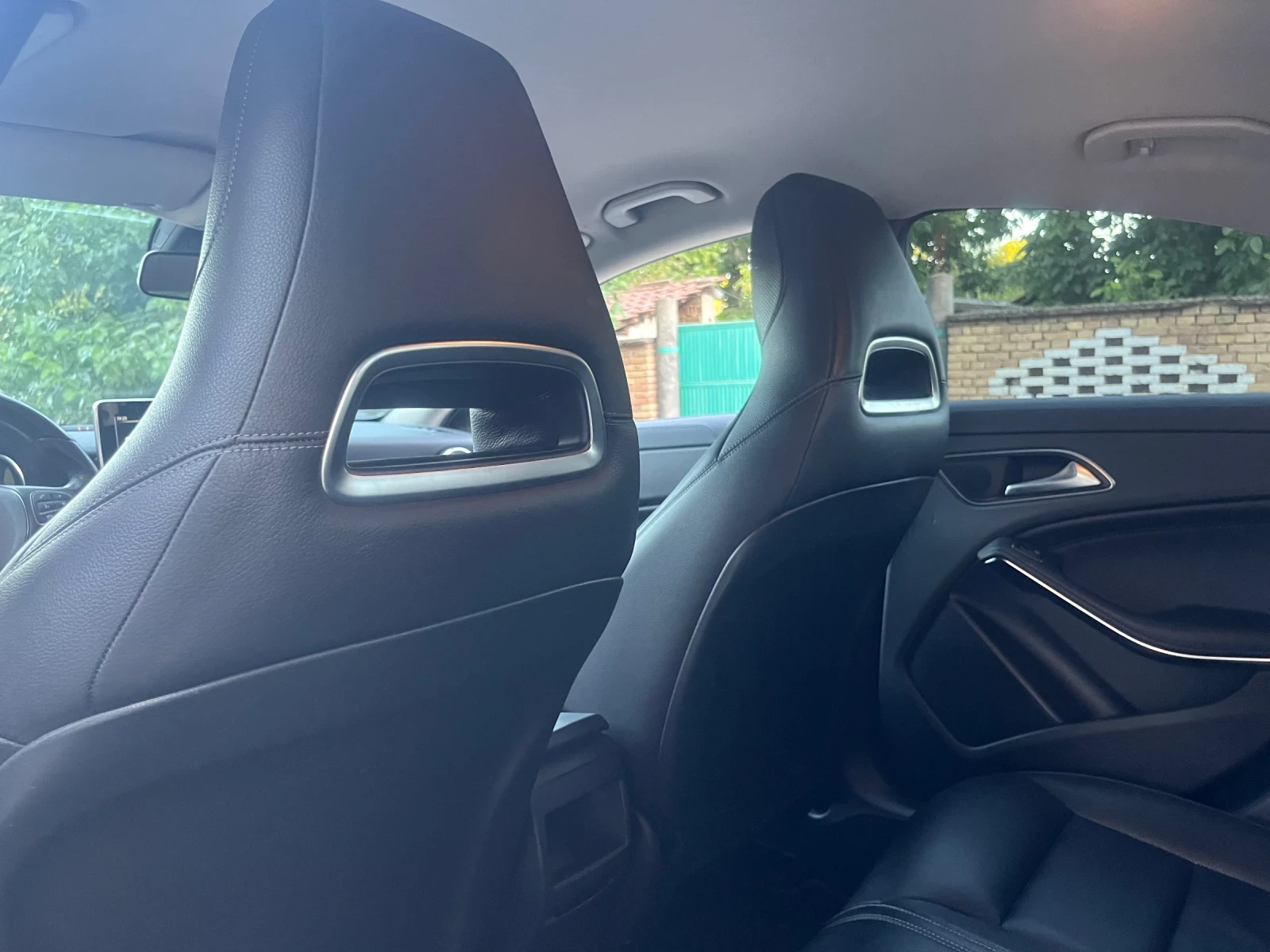 Mercedes-Benz CLA 200  - изображение 10