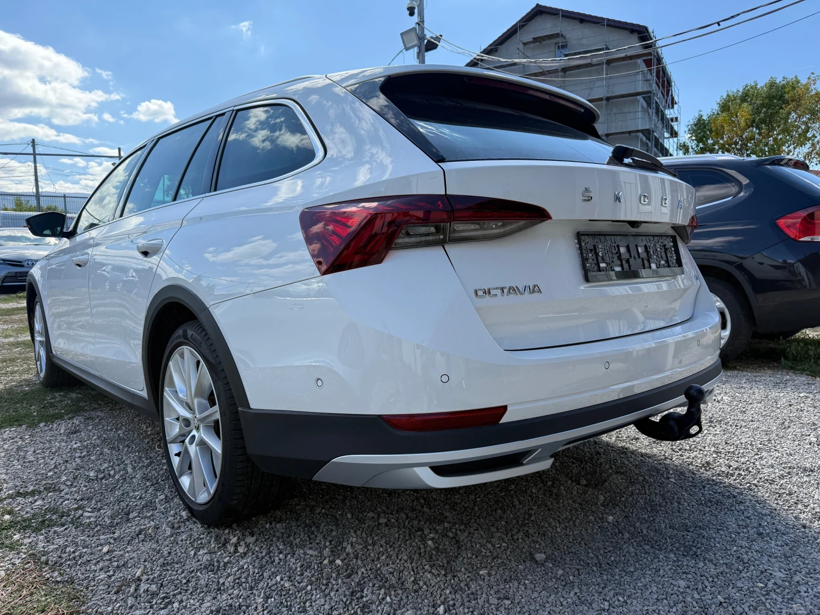 Skoda Octavia 2.0TDI 200 SCOUT EURO 6B 44000 44  | Mobile.bg   16