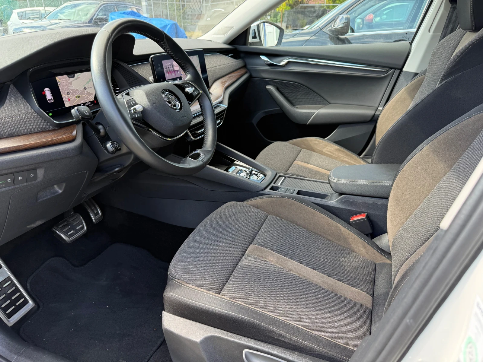 Skoda Octavia 2.0TDI 200КС SCOUT EURO 6B 44000КМ 4х4 ТЕГЛИЧ - изображение 9