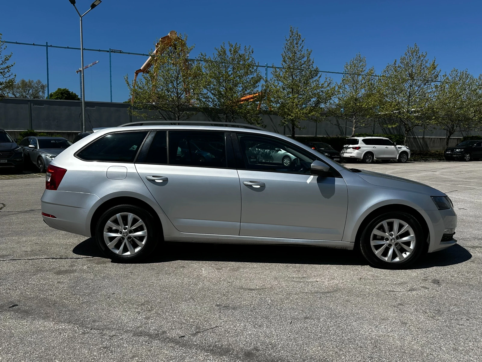 Skoda Octavia facelift/1.6d 116 к.с./ГАРАНЦИЯ/БАРТЕР/ЛИЗИНГ/, снимка 5 - Автомобили и джипове - 53040822