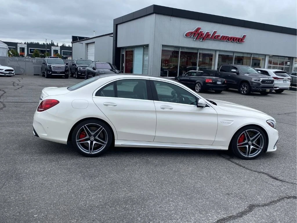 Mercedes-Benz C 63 AMG S * * CARFAX * * АВТО КРЕДИТ * *  - изображение 3