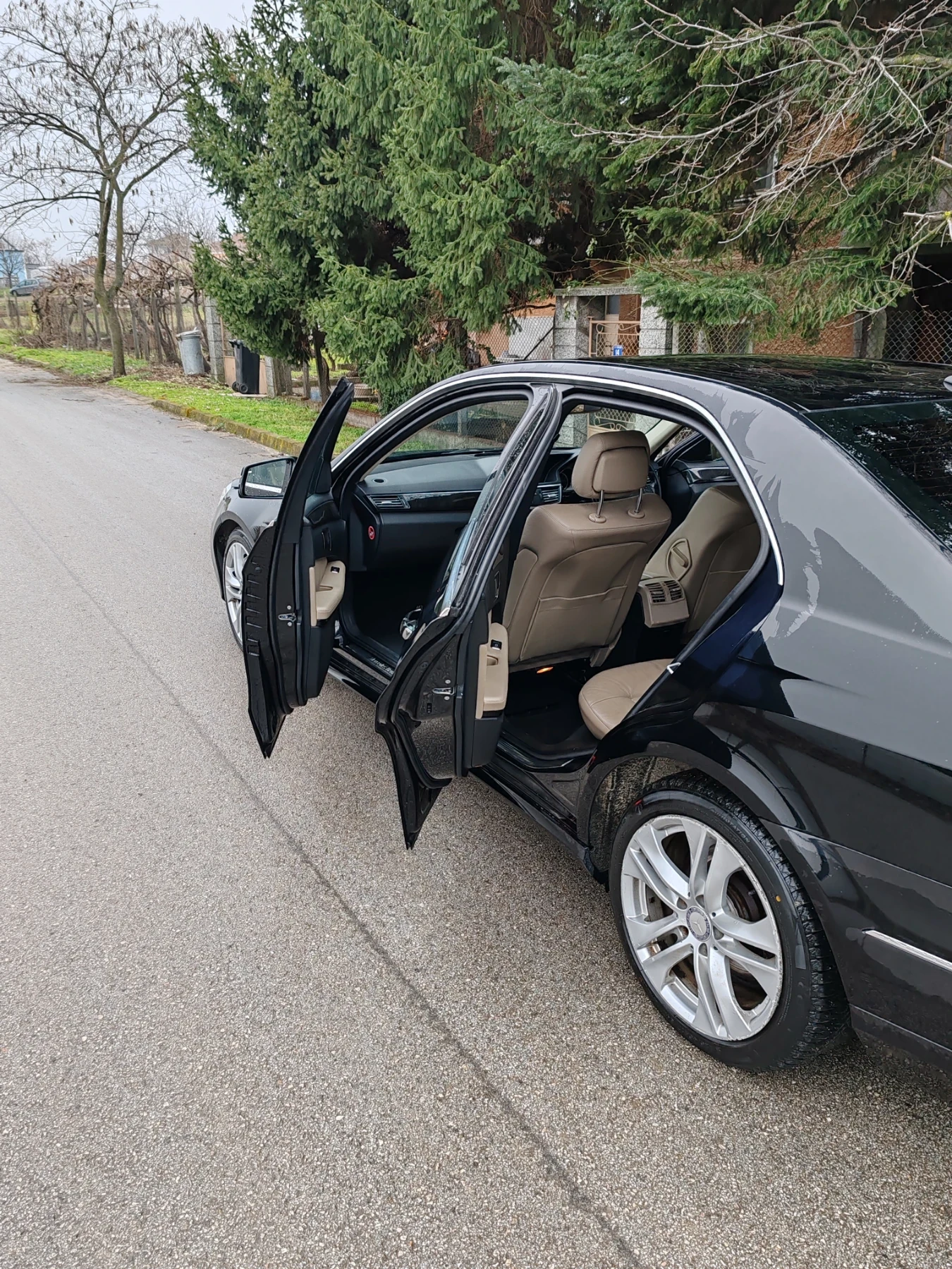 Mercedes-Benz E 220 2.2 - изображение 6