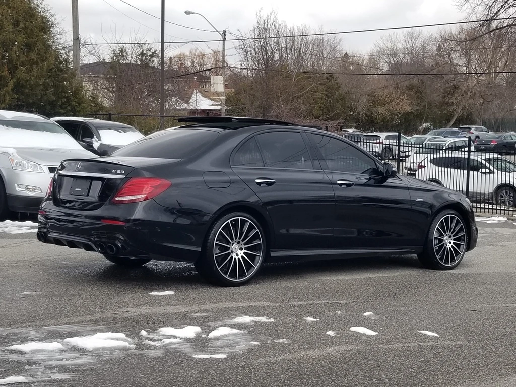 Mercedes-Benz E 53 AMG * * CARFAX * * АВТО КРЕДИТ * * , снимка 5 - Автомобили и джипове - 53990878