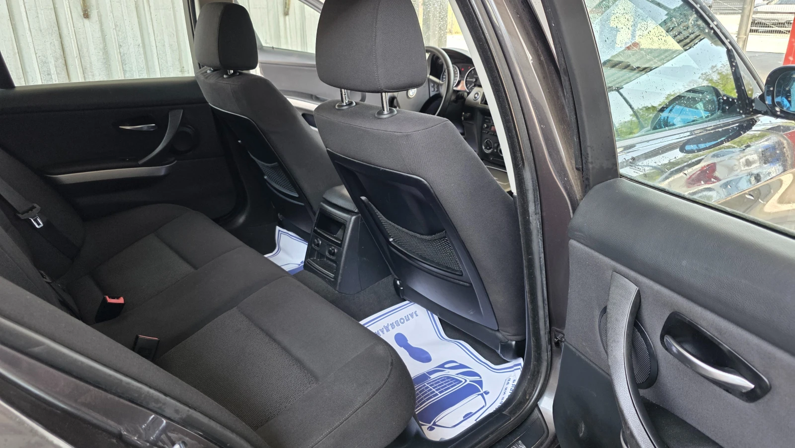 BMW 320 2.0d/122hp/УНИКАТ, снимка 10 - Автомобили и джипове - 54020745