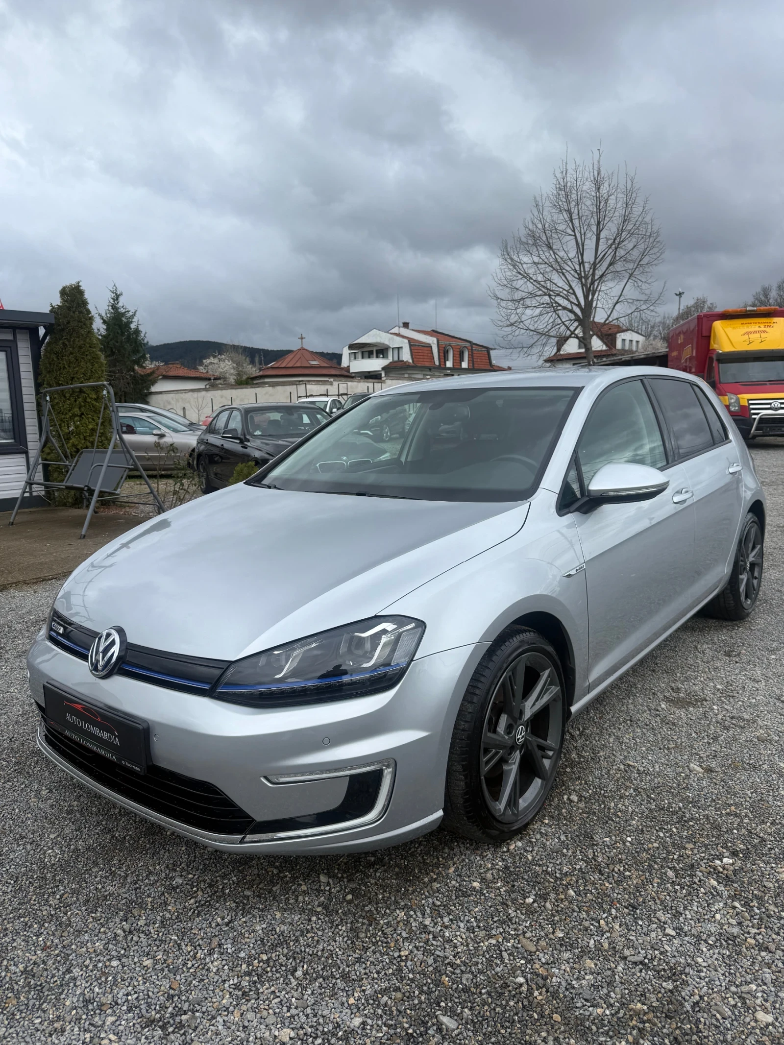 VW Golf 24 kw, снимка 7 - Автомобили и джипове - 54090440