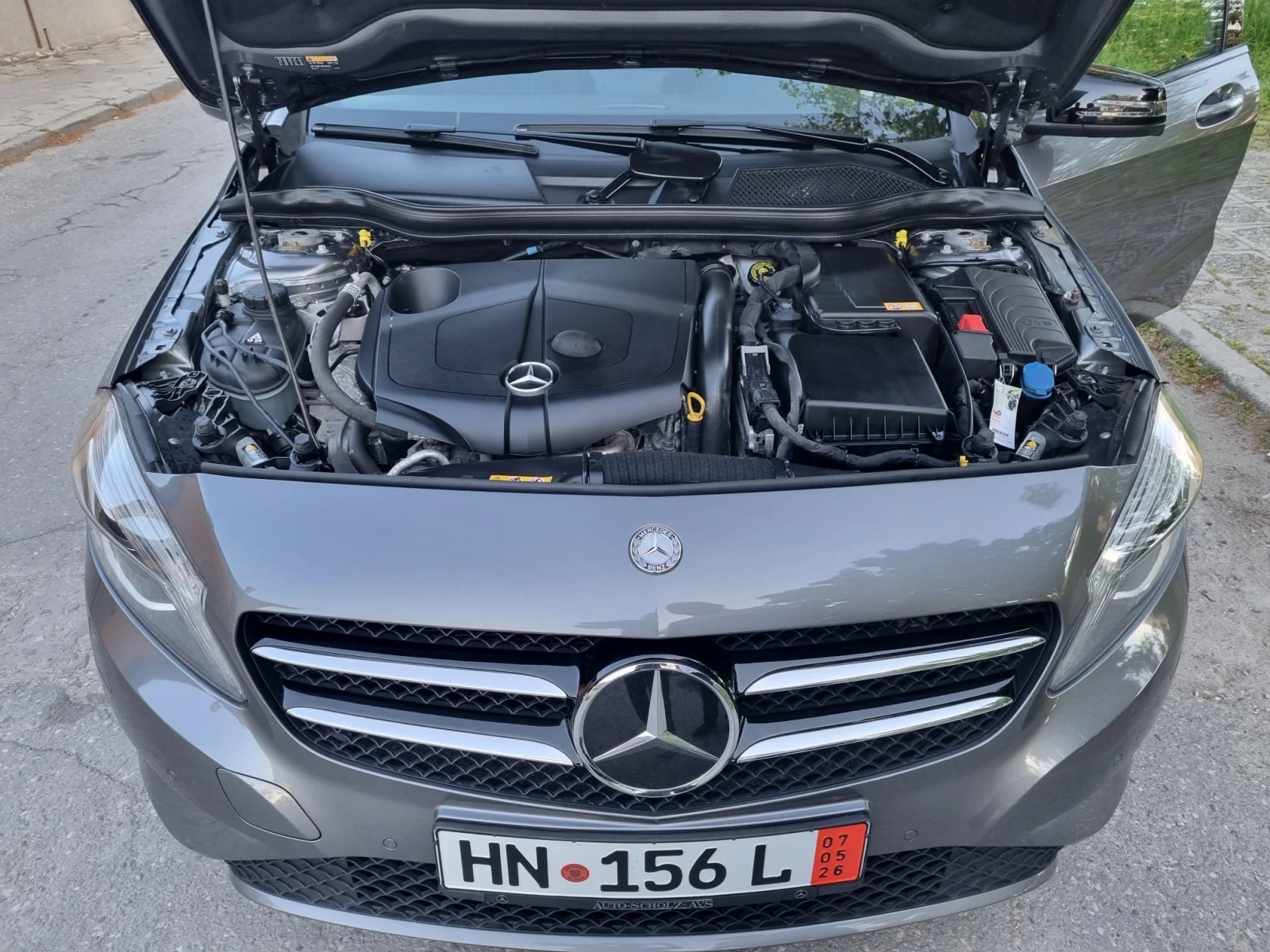 Mercedes-Benz A 200, снимка 12 - Автомобили и джипове - 54370192