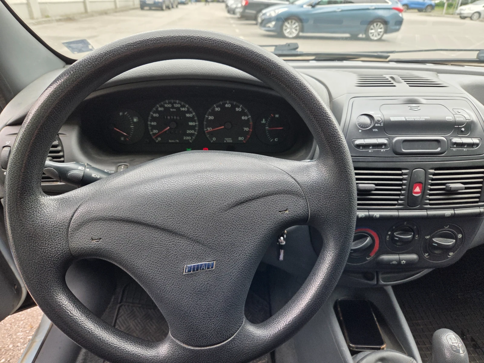 Fiat Bravo 1.6 16V, снимка 9 - Автомобили и джипове - 54725332
