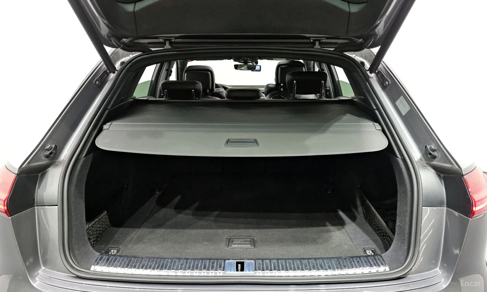 Audi E-Tron 55 Quattro, снимка 15 - Автомобили и джипове - 54594474